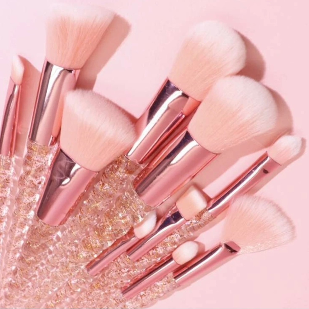 New* 10pc Glitter Makeup Brush set & bag SALE